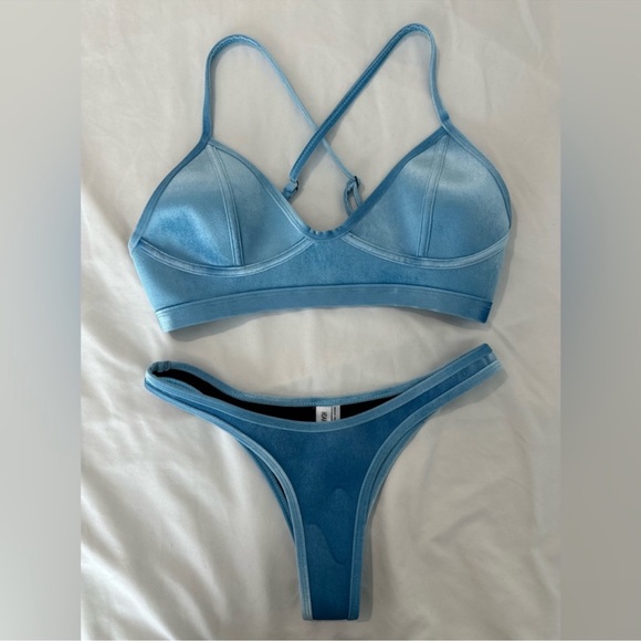 Hoaka Swim Sky Blue Velour Cross Cross Back High Waisted Bikini Set - Picture 3 of 6